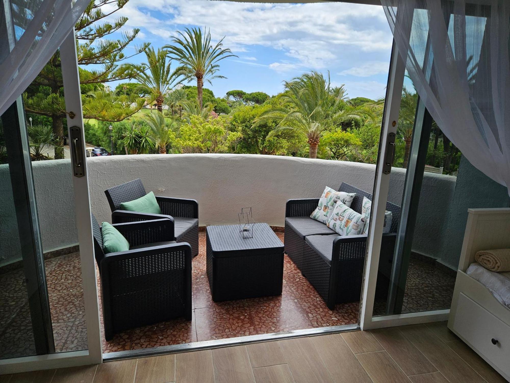 Julia'S Apartment Marbella Exteriör bild